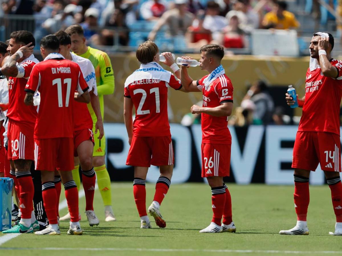 Por qué el técnico del Bayern dejó a suplentes en el camerino vs Benfica: inusual causa
