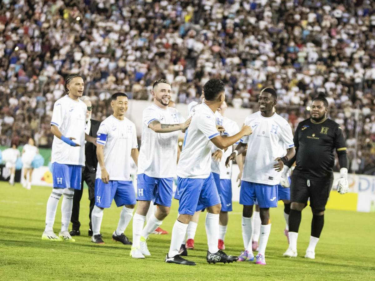 Shin Fujiyama da la cara y pide perdón a salvadoreños por mala actitud de algunos hondureños