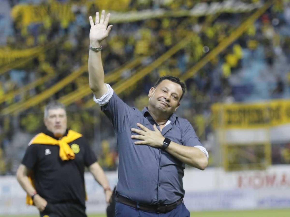 Real España celebra, sufre Motagua y la rubia que cautivó en el Morazán