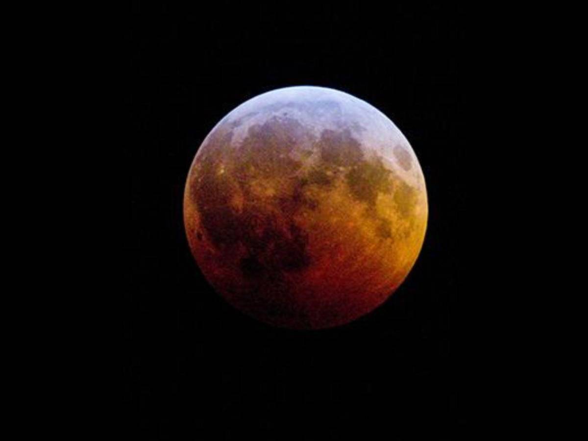 El cielo arderá en rojo: así se vivirá el eclipse lunar total en Honduras y el mundo