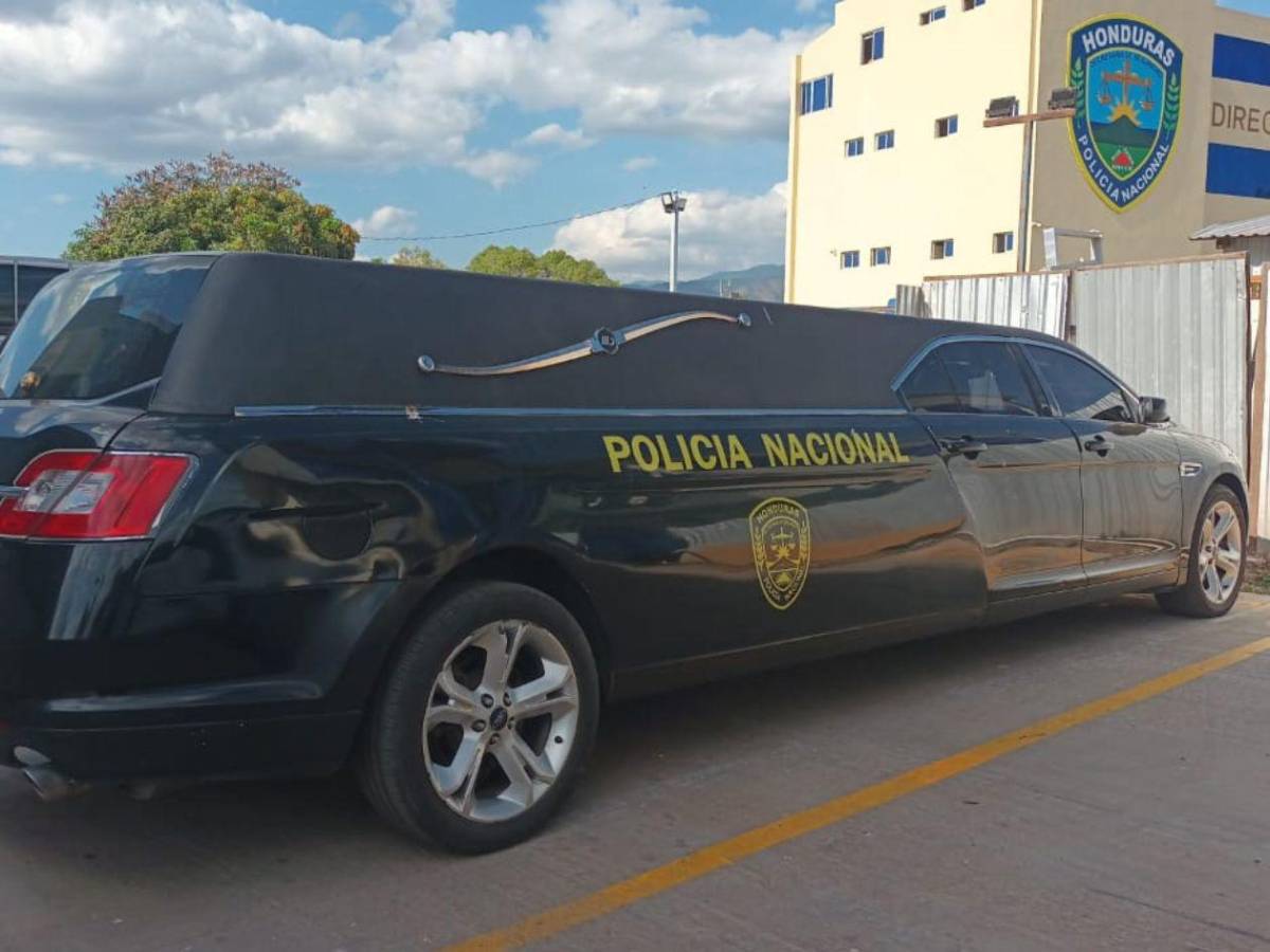 Así es la carroza fúnebre que compró la Policía para despedir a sus agentes