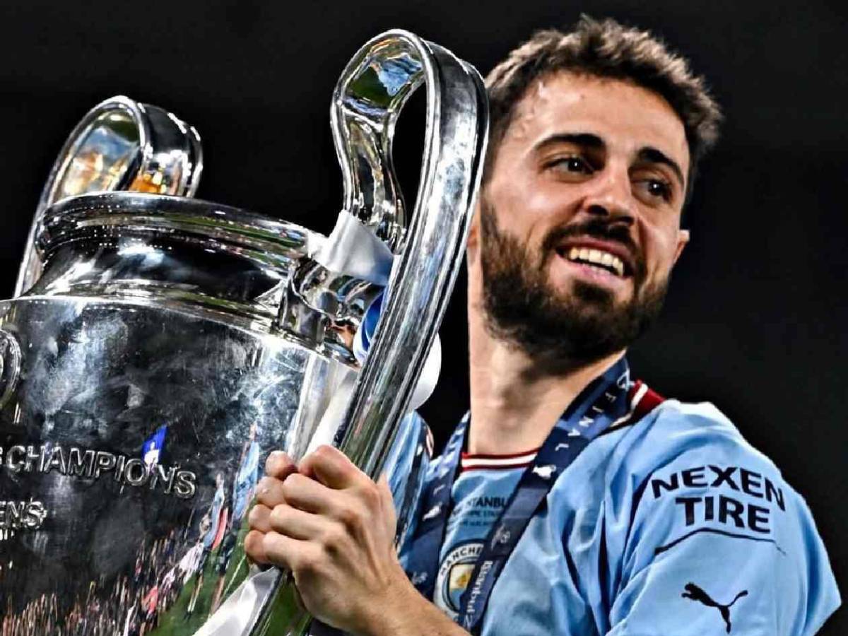 Se ofrece al Barcelona: llegaría como agente libre y revelan postura de Flick