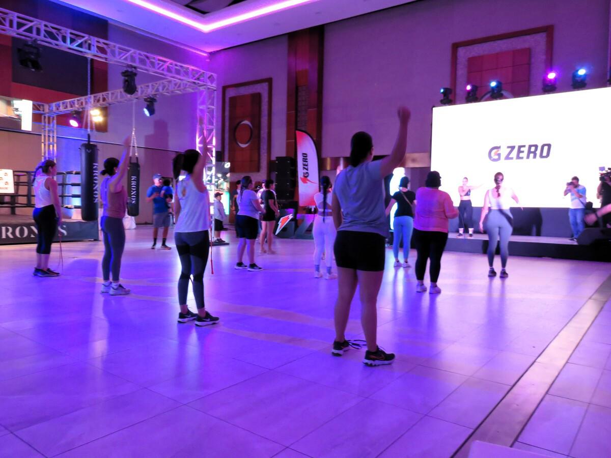 Salto con cuerda también se practicó en el lanzamiento de Gatorade Zero.