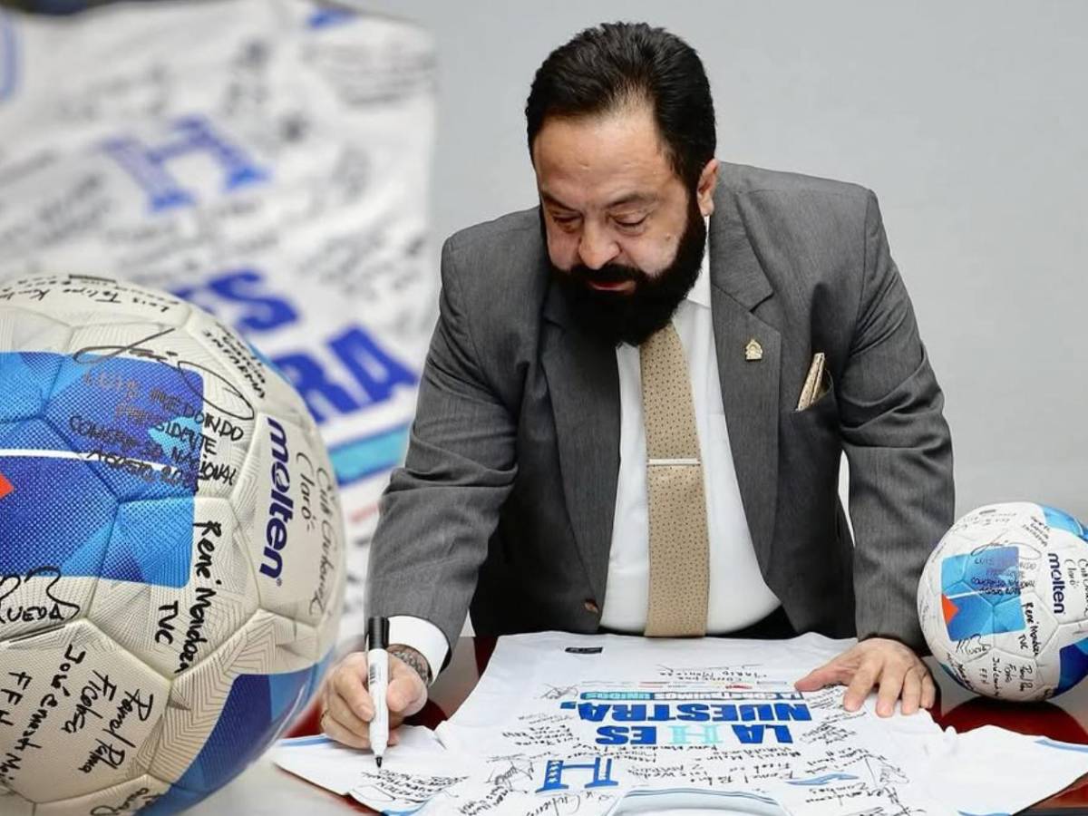 Luis Redondo y su pareja sorprenden en concentración de Honduras: Así reaccionó Choco