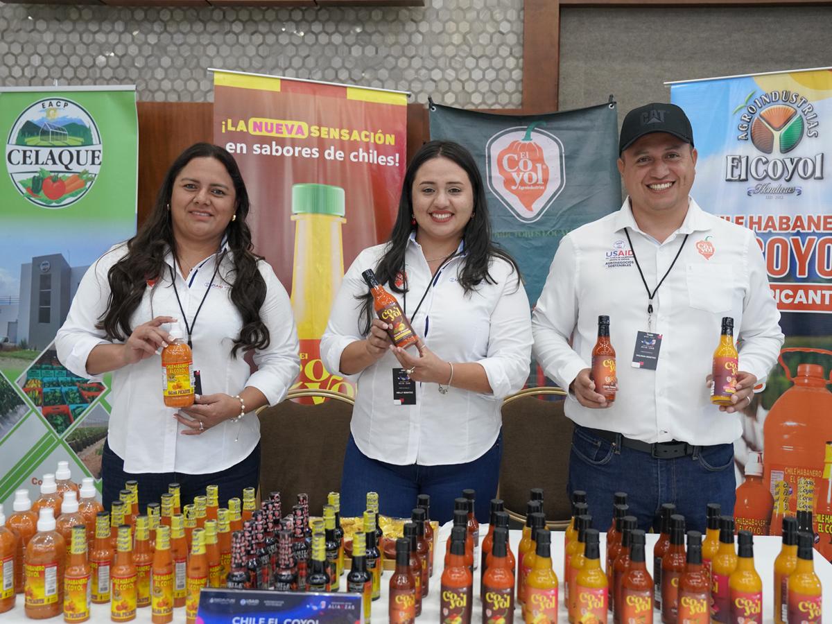 El Coyol es una marca hondureña que ya se está preparando para exportar su producto a los Estados Unidos.