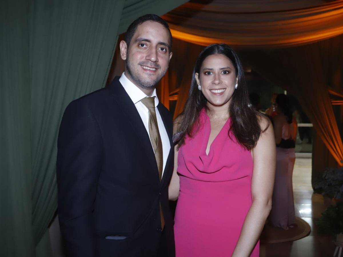 Así se vivió la boda eclesiástica Rodríguez Reyes en SPS