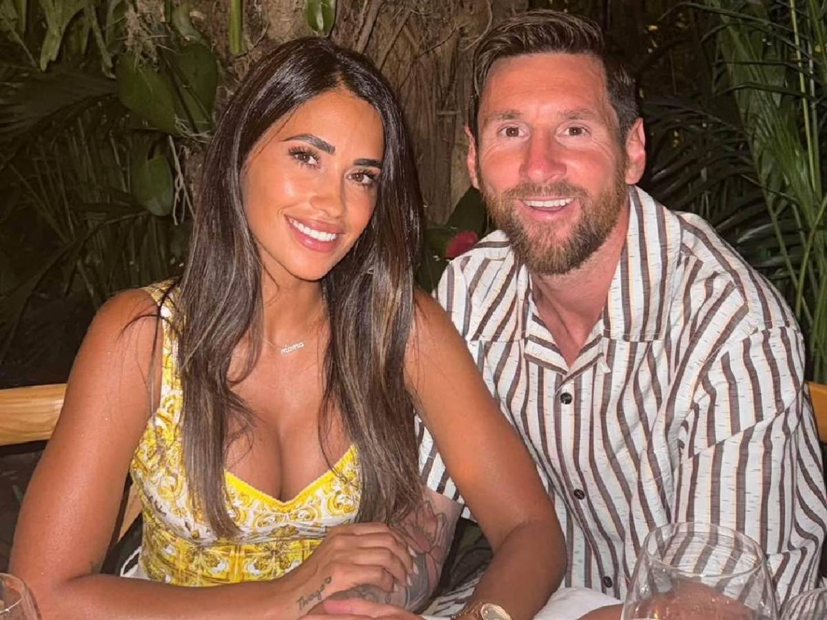 Messi y Antonela en concierto de Coldplay: Así fueron sorprendidos por la 'kiss cam'