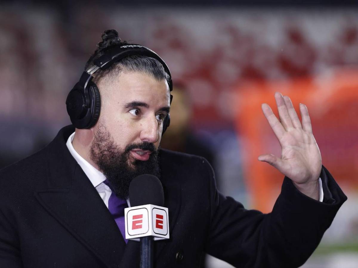 ¡Fuego cruzado! Álvaro Morales responde a Faitelson y se burla: “Sí, lo envidio”