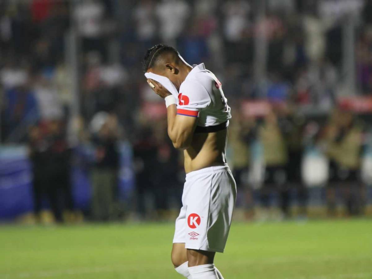 Olimpia llora la dolorosa eliminación, villanos en penales y Alajuelense festeja en el Nacional