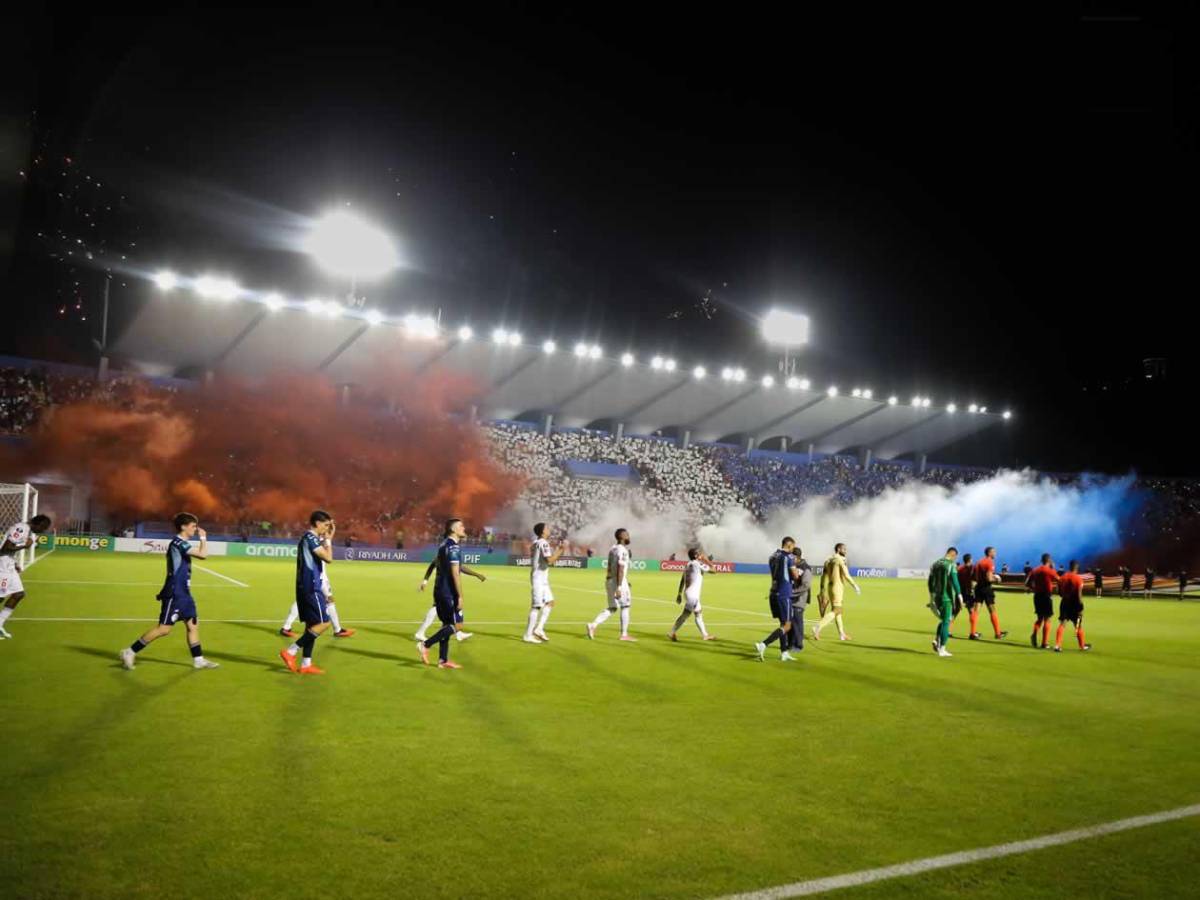 La pelea de Espinel tras eliminación de Olimpia, tristeza y provocador festejo de Cartaginés