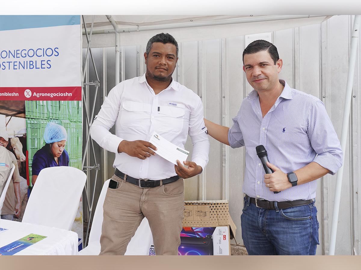 Los agricultores y compradores se mostraron satisfechos con los primeros resultados.