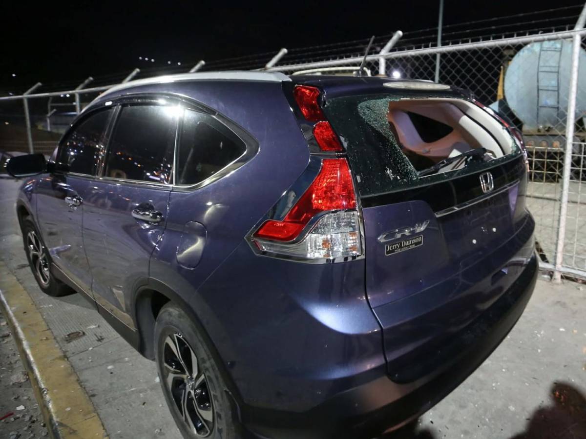 Said Martínez, víctima de los disturbios entre las barras de Motagua y Olimpia