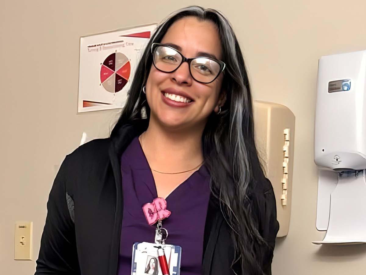 Hispana iba a cita de Migración en California y terminó detenida por ICE