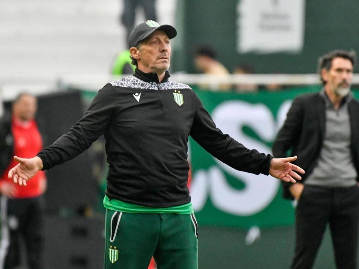 Pedro Troglio vive duro momento en Argentina: hace denuncia y pierde una fortuna