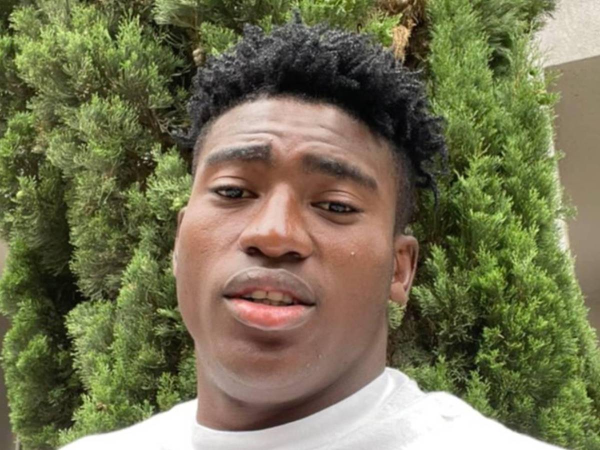 Piden rezar por él: Famoso futbolista en coma y su DT es señalado