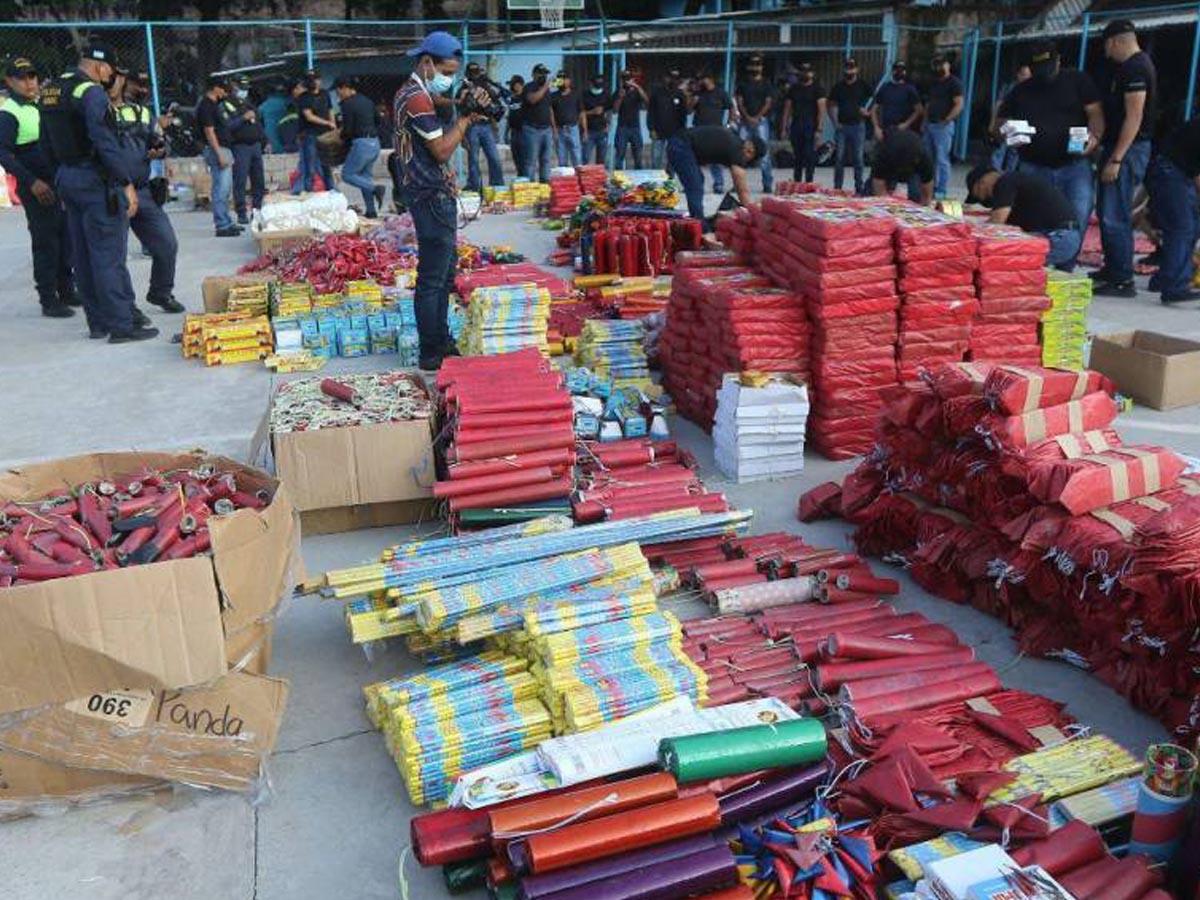 ¿Estás de acuerdo que se prohíba la fabricación y venta de morteros, “bombas o granadas”?