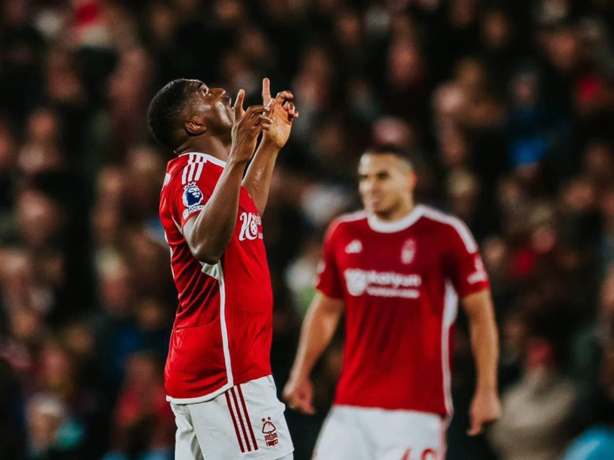 Piden rezar por él: Famoso futbolista en coma y su DT es señalado