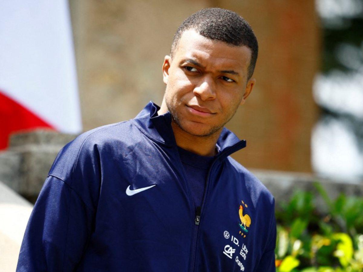 Barcelona reacciona tras fichaje de Mbappé por Real Madrid y contacta a jugador