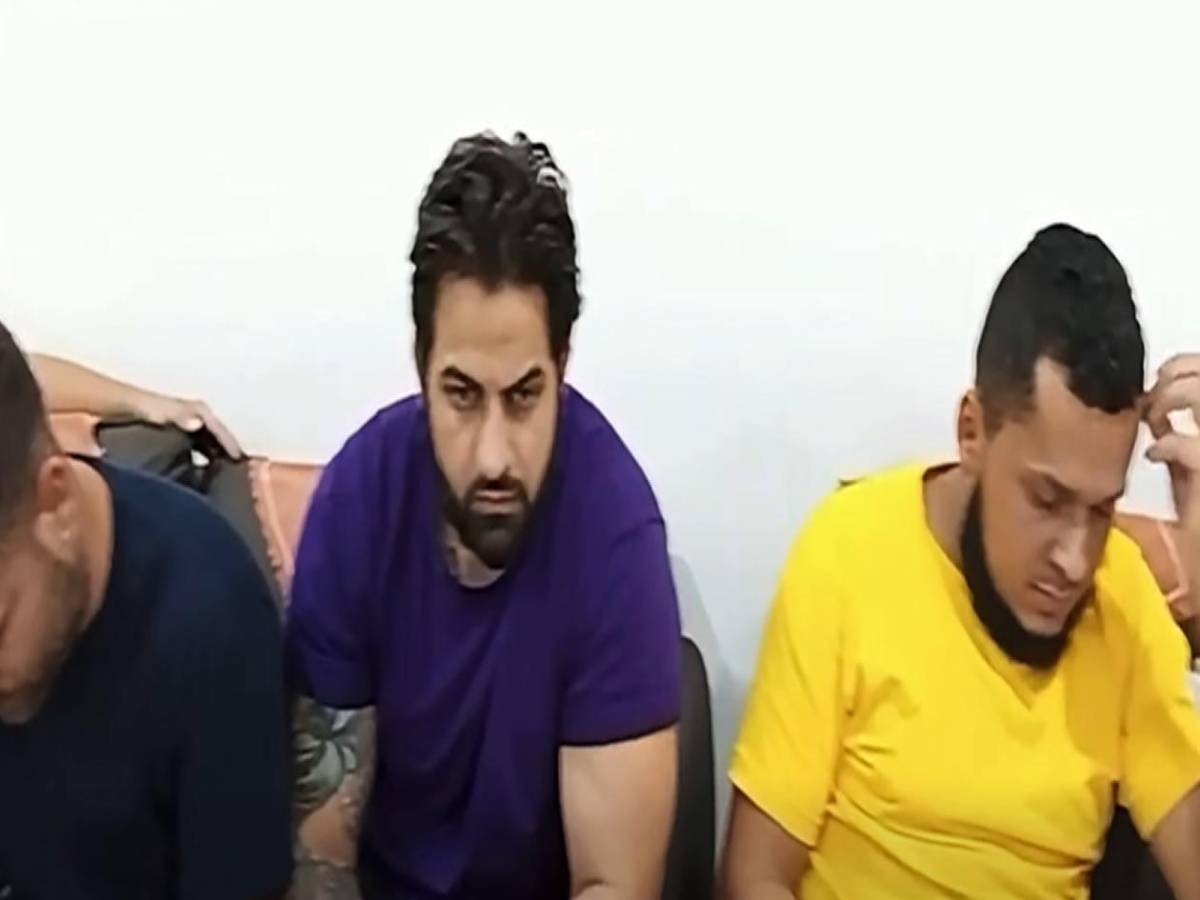 “Les vamos a caer a golpes”: El relato de Bryan Sánchez, hondureño deportado de EE UU a África