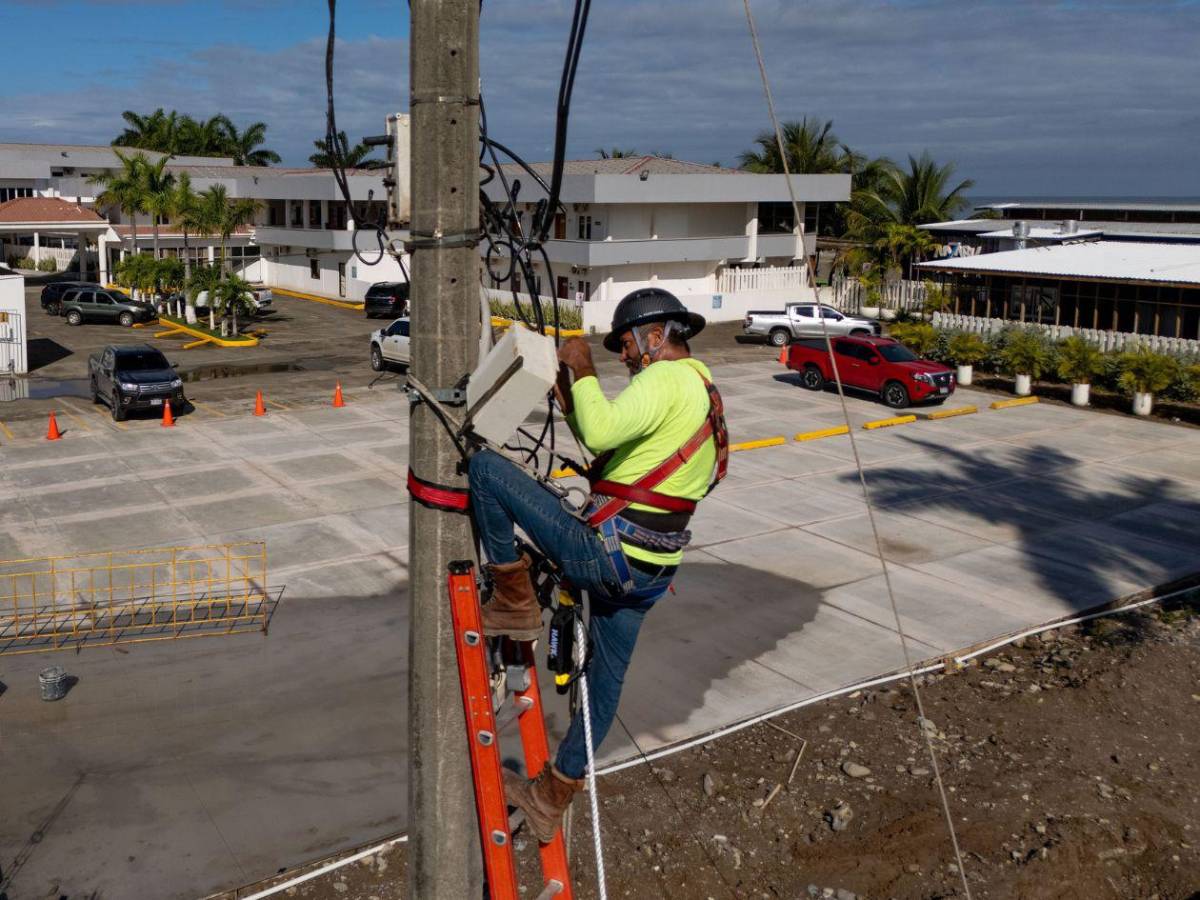 Anuncian cortes de energía en más de 20 residenciales y aldeas de San Pedro Sula