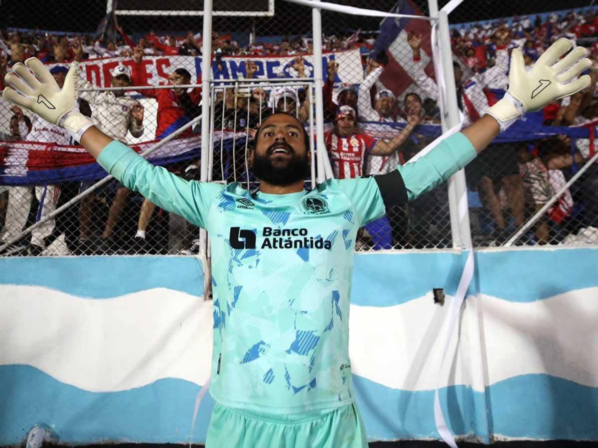 Edrick Menjivar: “Troglio vino aquí a demostras que es la mera ver..”