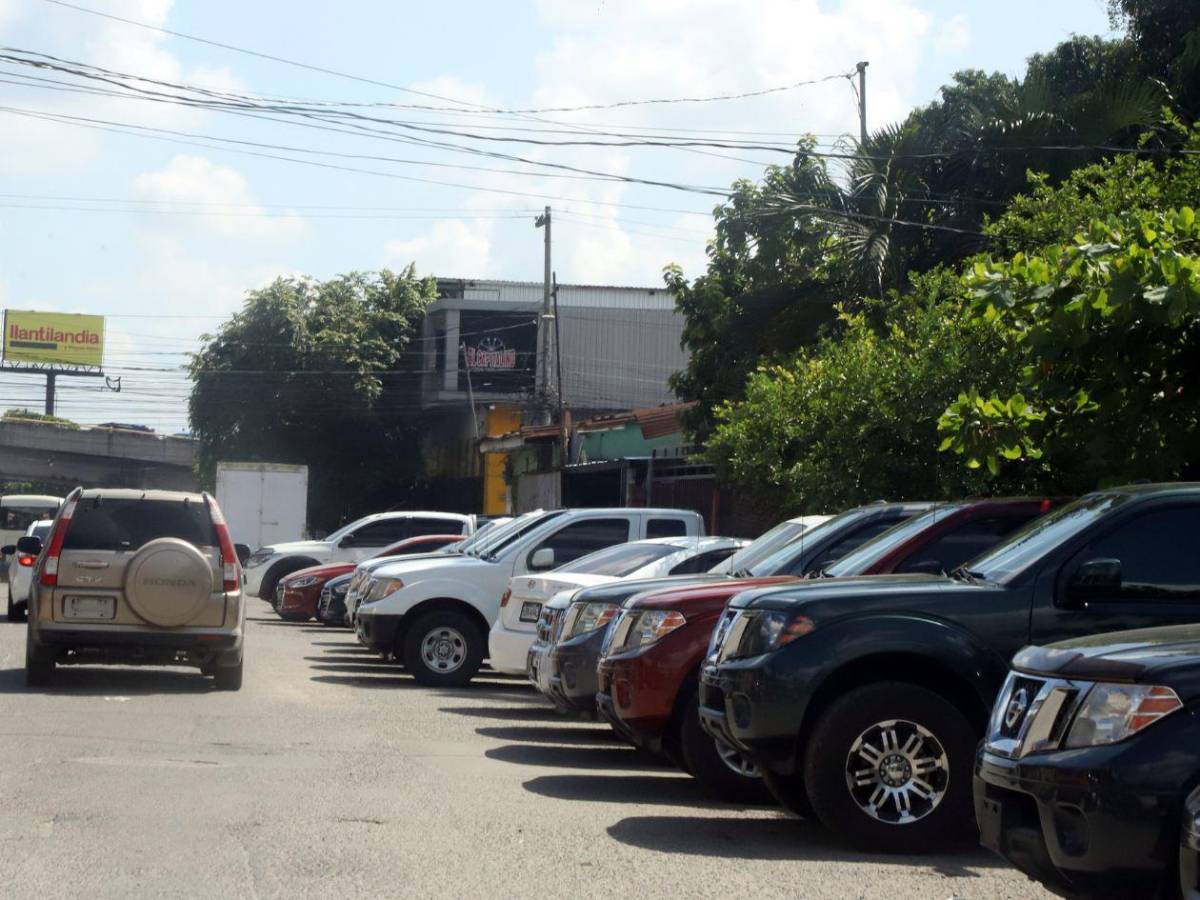 Importación de vehículos: un negocio en auge en Honduras