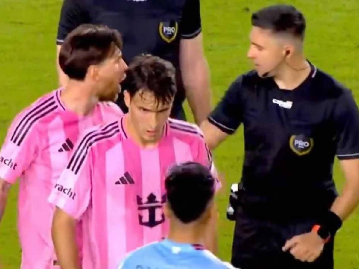 Brutal bronca de Messi al árbitro, lo insultó y festejo a lo Cristiano