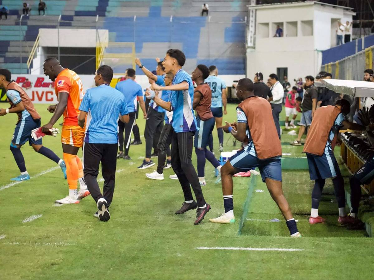 Bellas chicas, Marathón sufre con derrota, llanto y héroe inesperado del Génesis PN