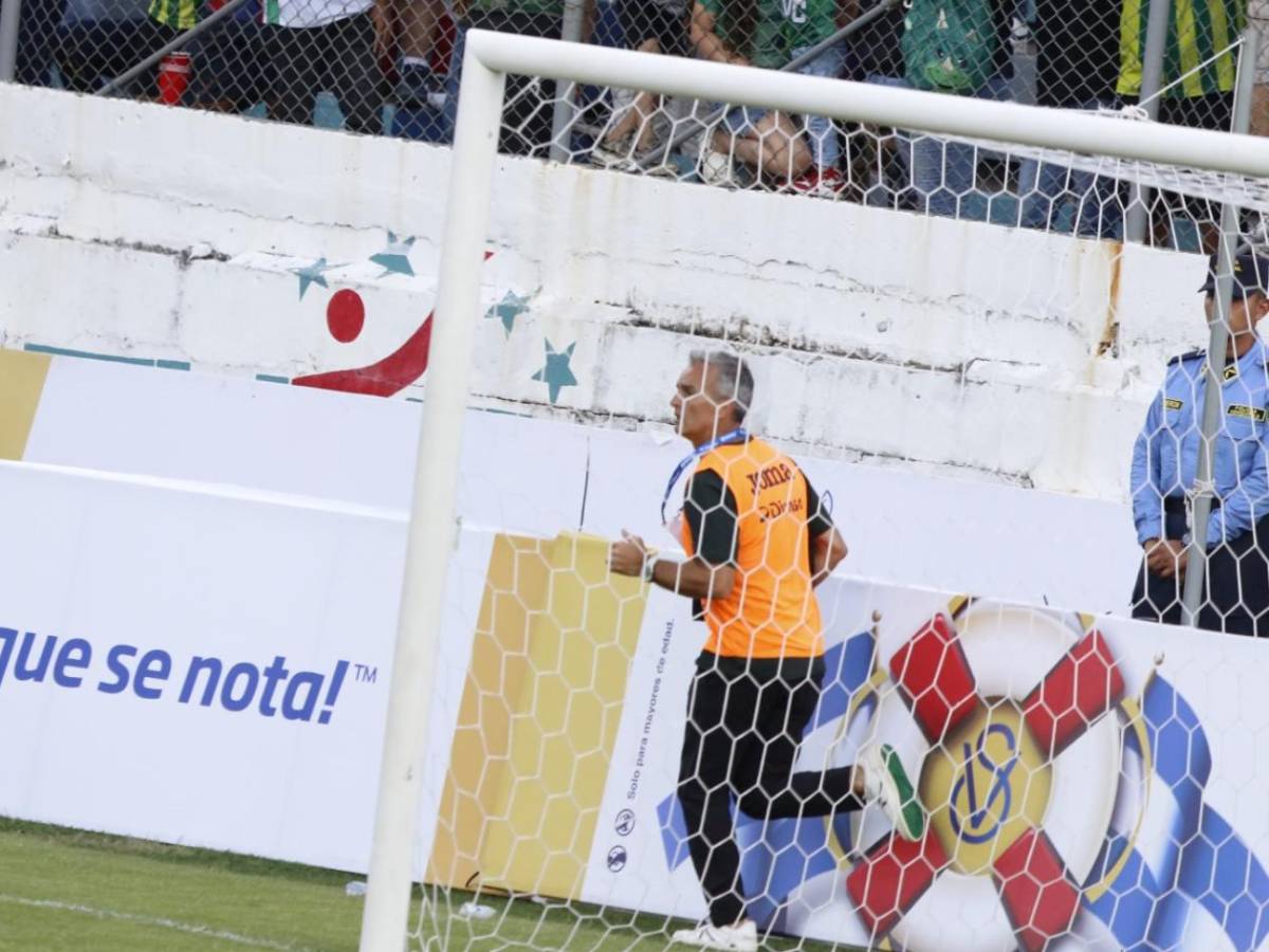 Polémica, festejo del Real España, indignación en Marathón, denuncia de Lavallén