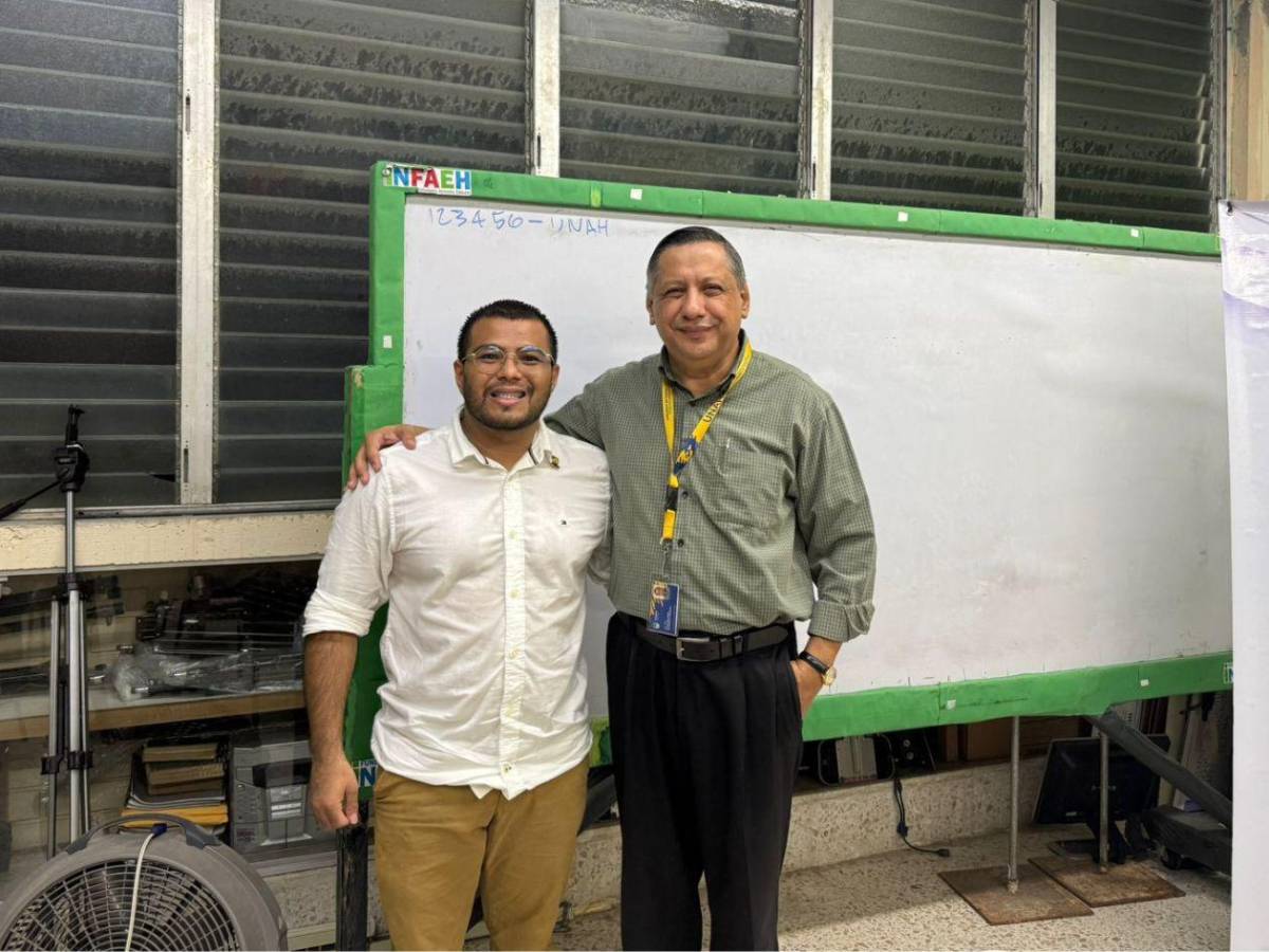 “Fue más que un maestro”: periodistas y estudiantes recuerdan con cariño a René Gavarrete