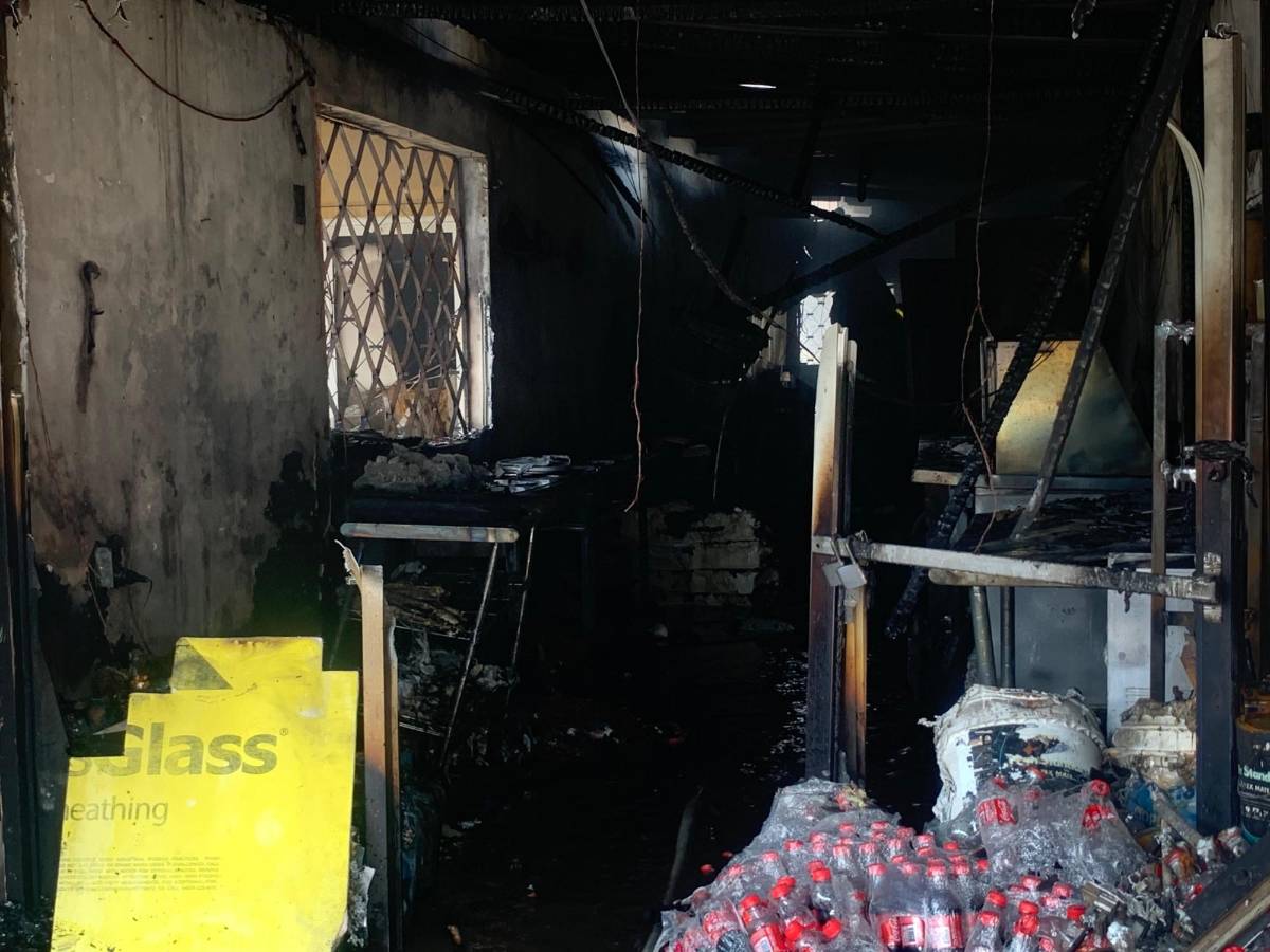 Fotos inéditas del incendio en La Exquisita: conmoción en estudiantes de la Usap