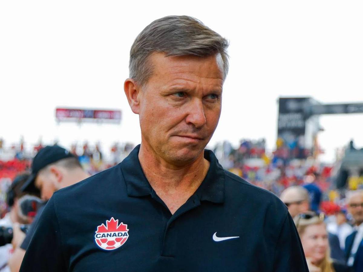 Investigan al entrenador de Canadá tras lo ocurrido ante Honduras en Copa Oro