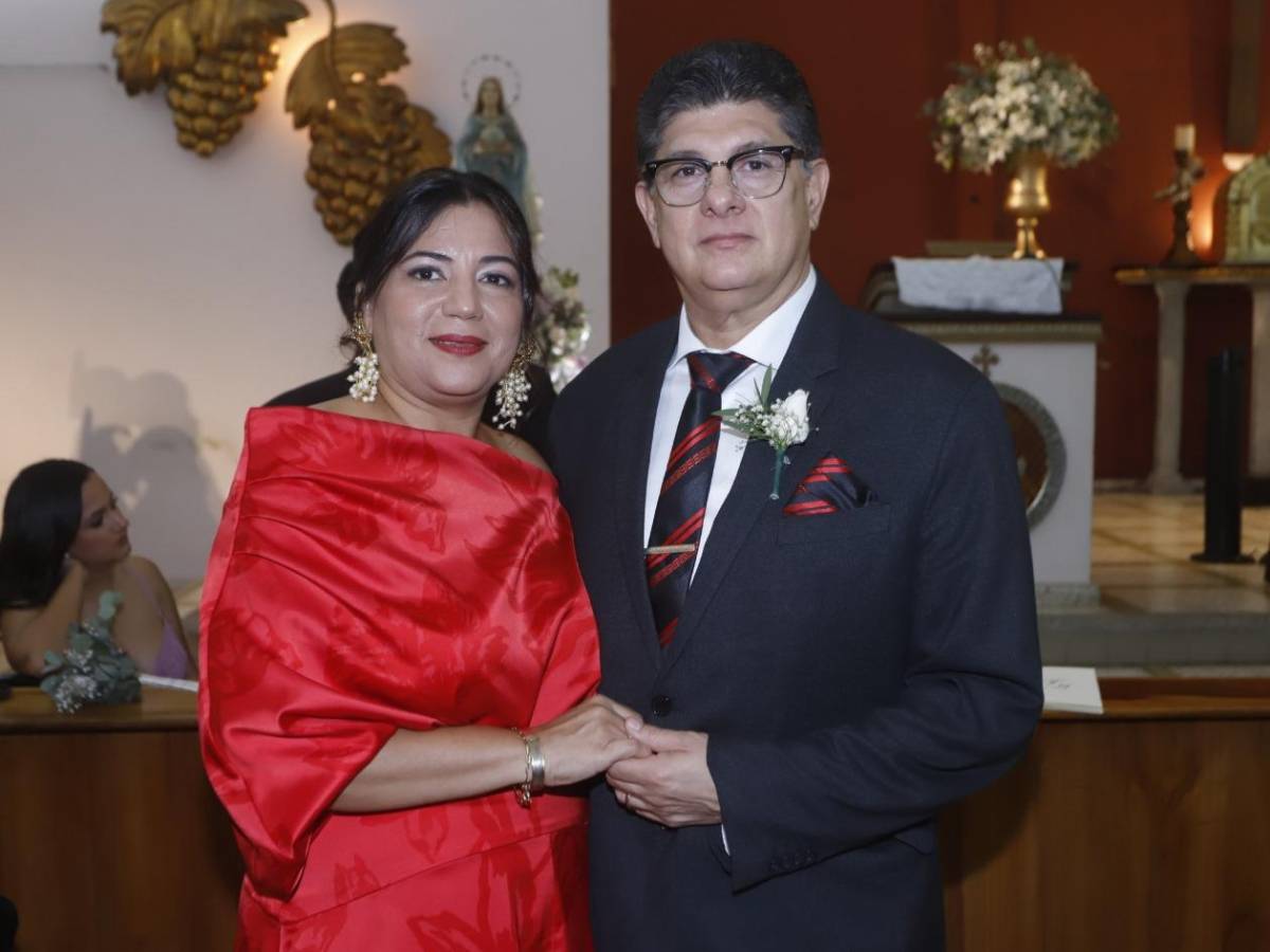 Así se vivió la boda eclesiástica Rodríguez Reyes en SPS
