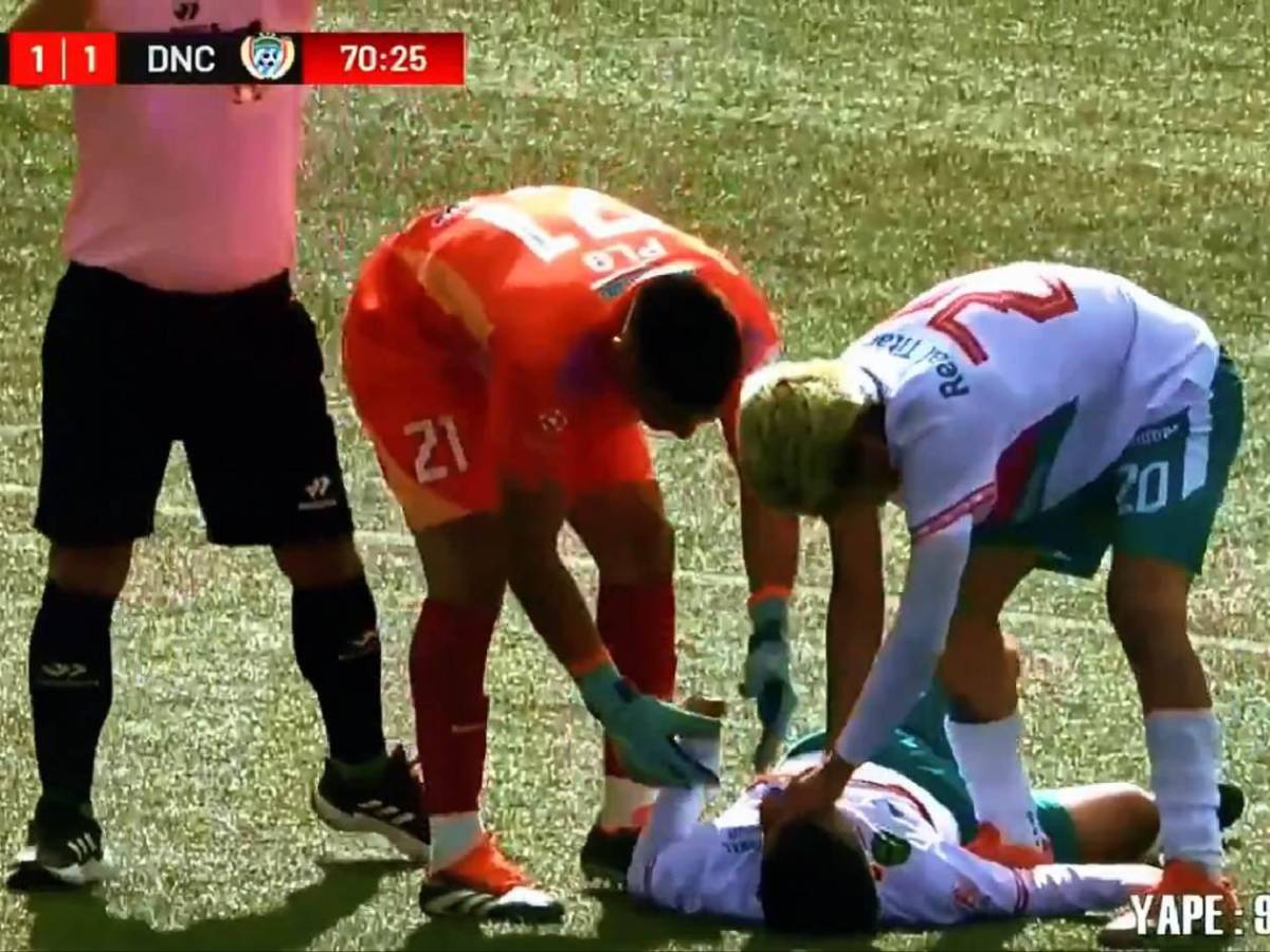 Tragedia: muere futbolista tras sufrir brutal choque en pleno partido