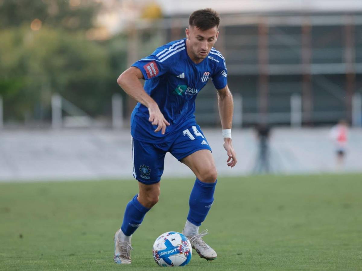 Muere futbolista en incendio en discoteca al ayudar a otros a escapar