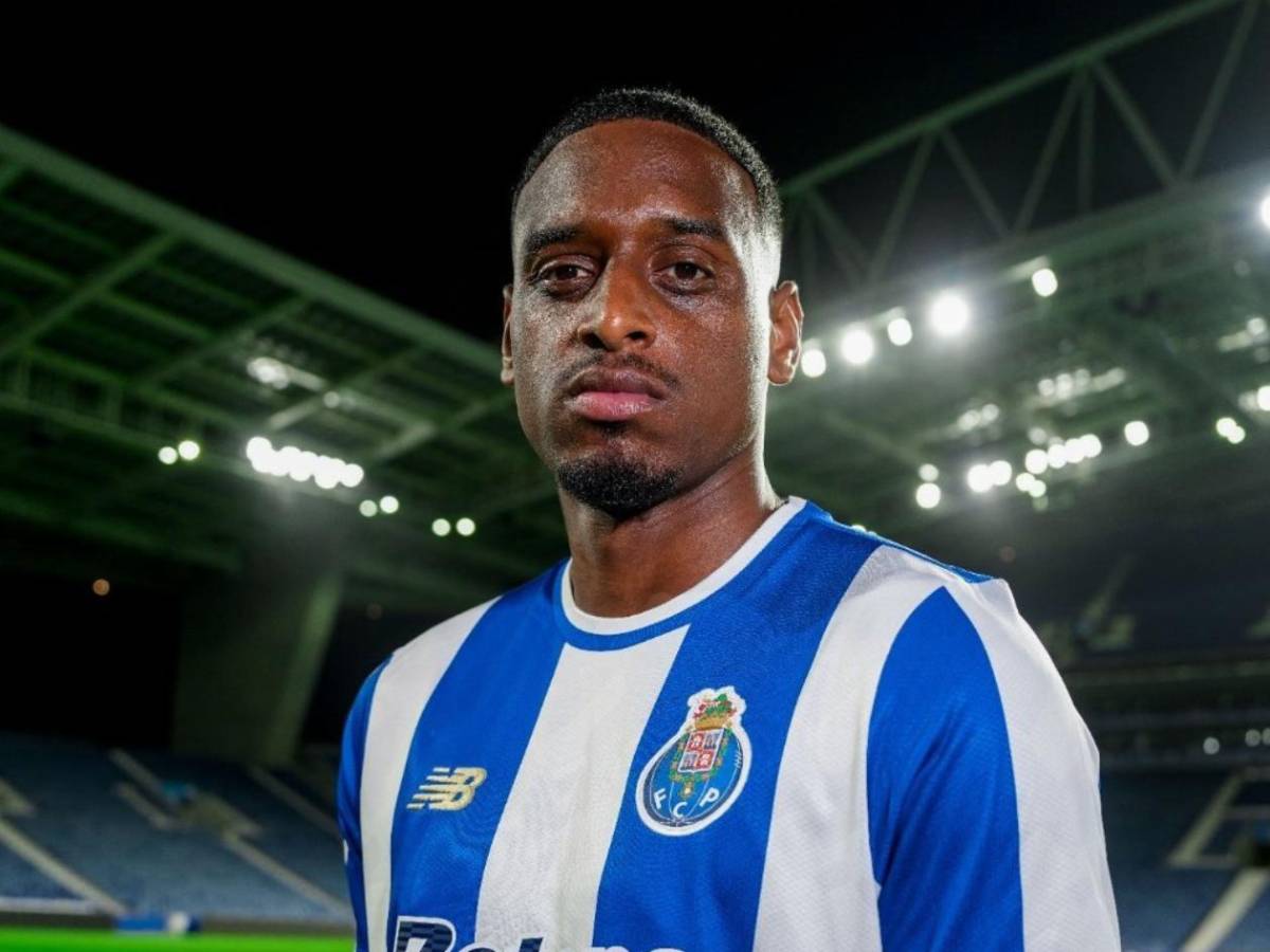 Mercado: Vinicius pide irse y Real Madrid toma decisión; dos salidas en Barcelona