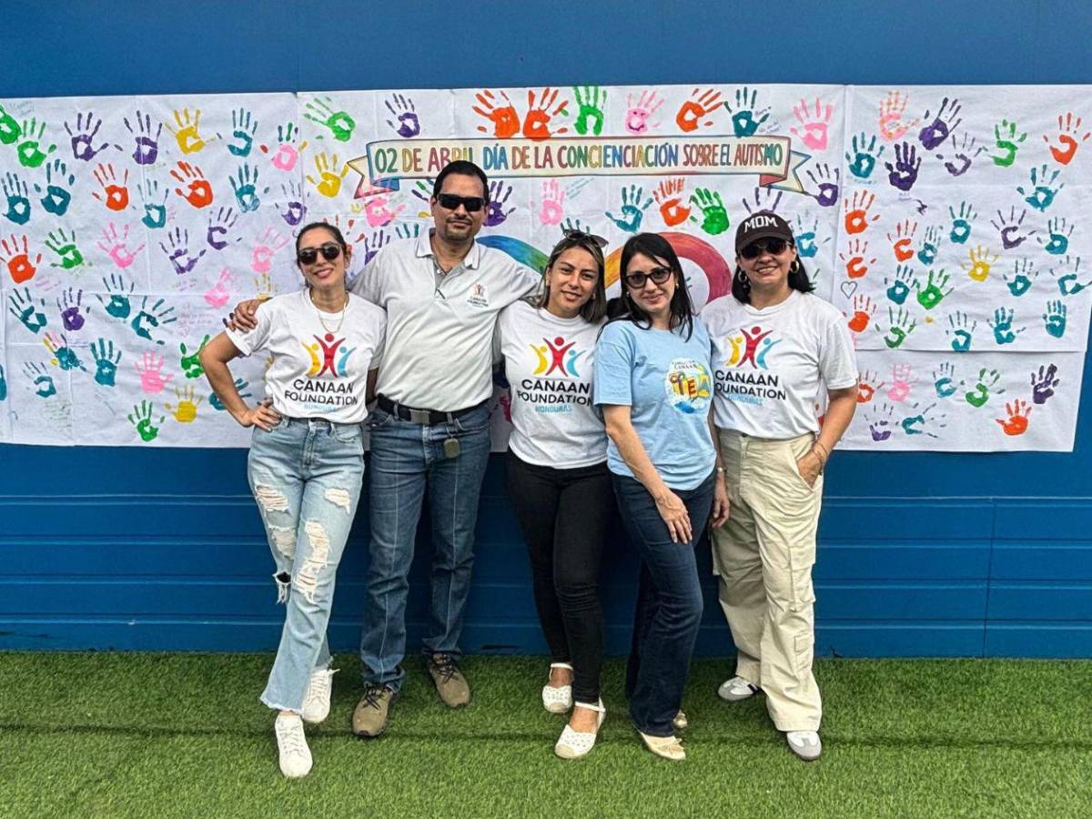“TEAmo, TEAyudo... el mundo es neurodiverso”: caravana por el autismo en SPS