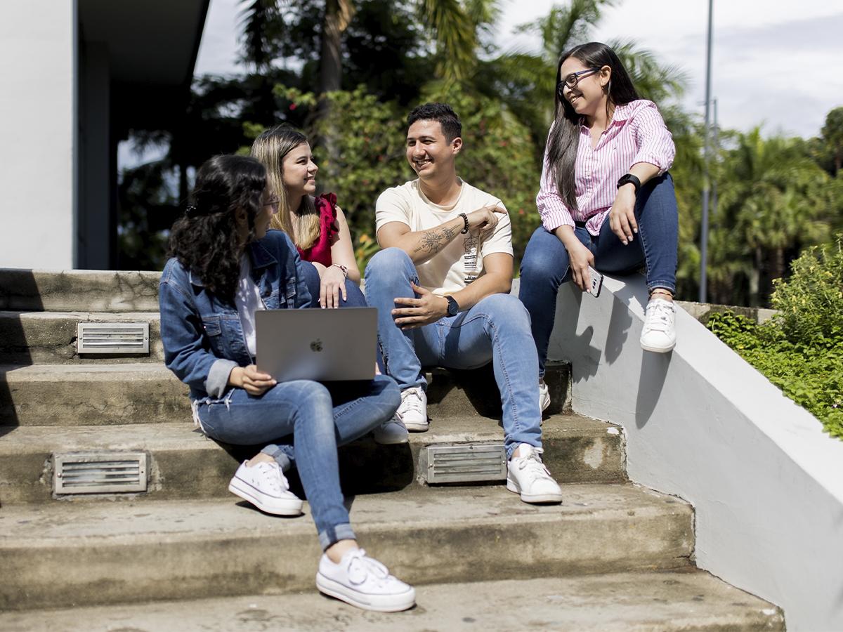 Altia Smart City continúa creciendo y celebra con nuevas oportunidades laborales