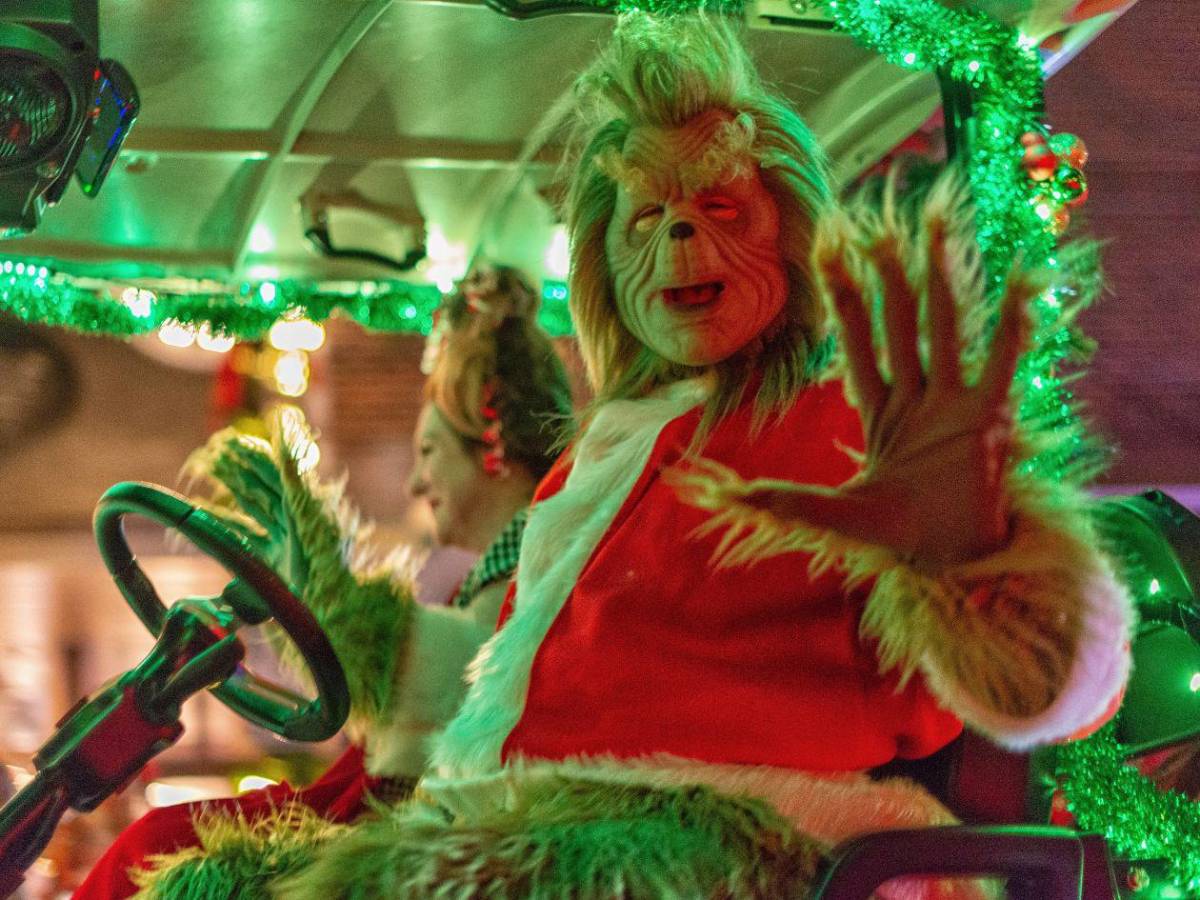 25 años después actriz recrea a Cindy Lou Who de El Grinch