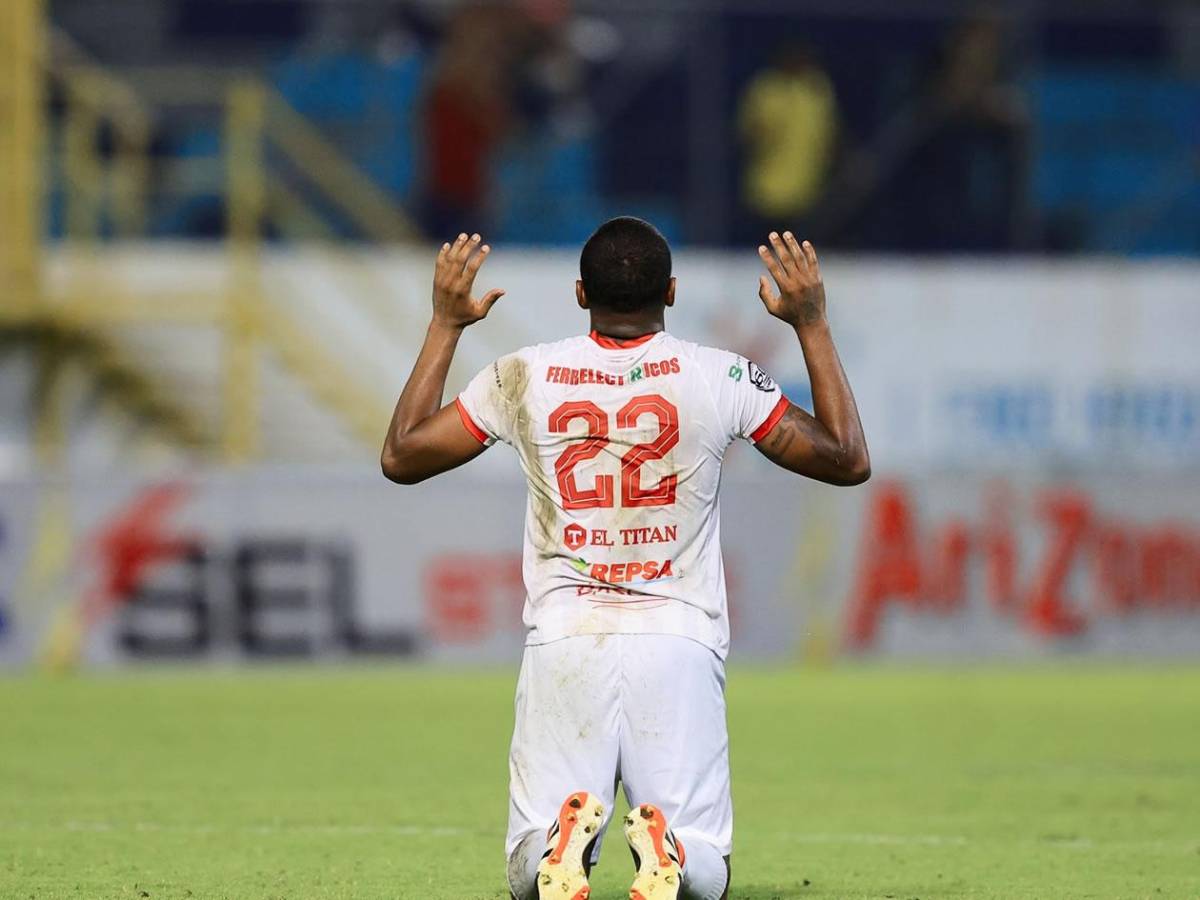 El Iron Man, jugador ensangrentado, frustración de Real España y bellezas