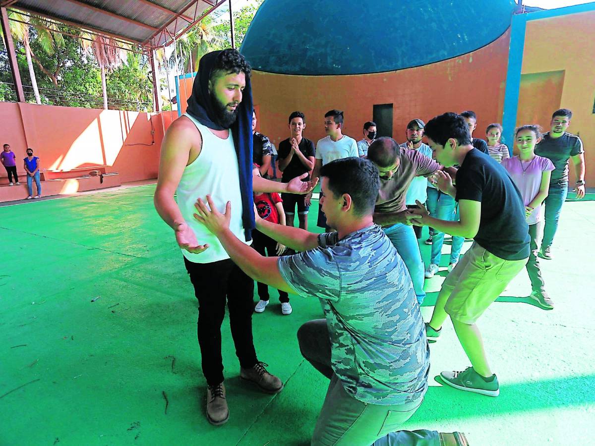 Trinidad destaca en Semana Santa con sus cuadros vivos