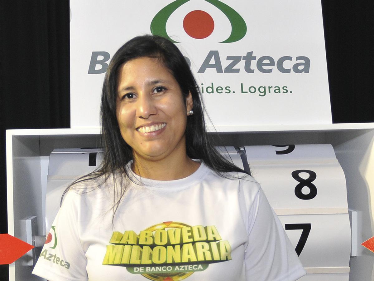 Cinthia Flores, gerente de captación hizo énfasis en que los usuarios siempre ganan con Banco Azteca Honduras.