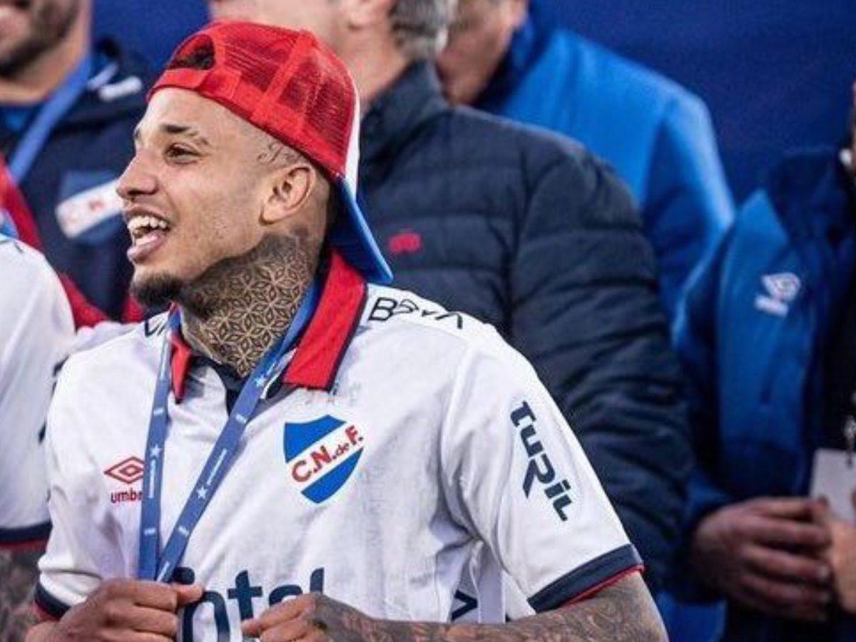 Muere futbolista uruguayo Juan Izquierdo