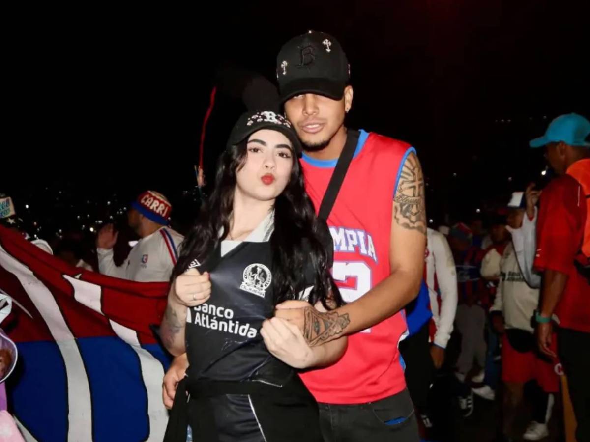 Olimpia vs Firpo: enfado de Spiderman, la pareja de la Ultra y quién es la colocha