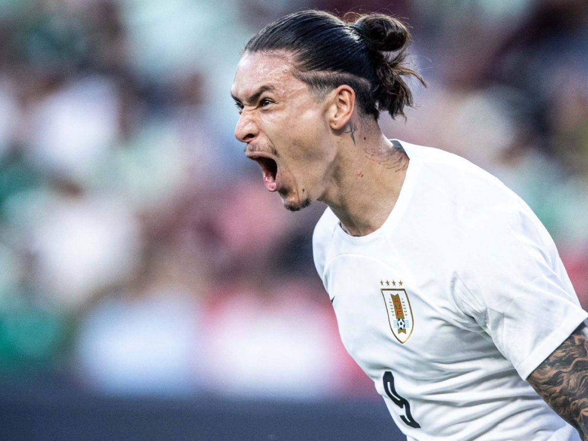 Darwin Núñez del Liverpool fue el villano de México al marcarle un hat-trick.