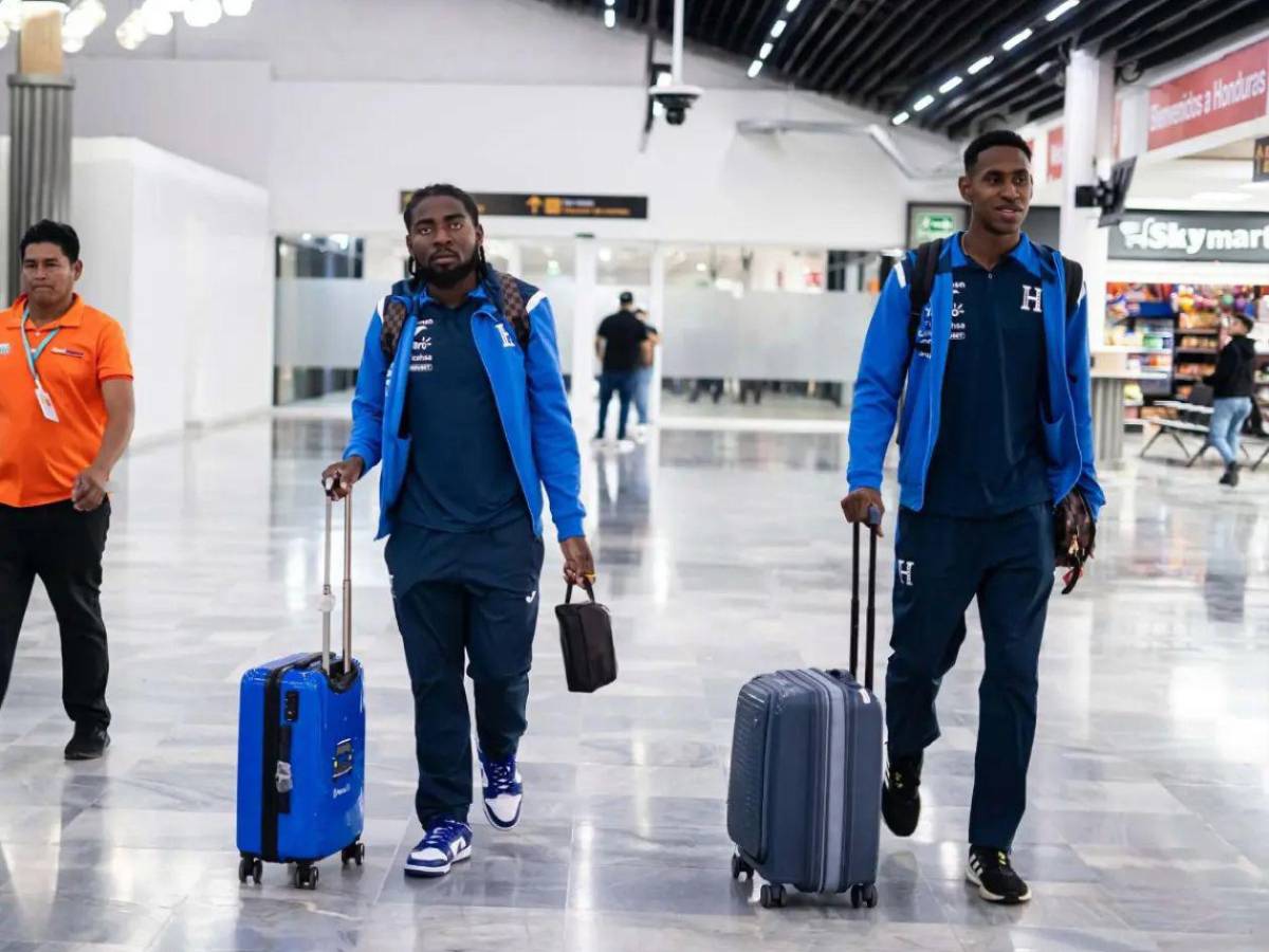 Rostros contentos: así fue la llegada de los seleccionados tras amistoso ante Perú