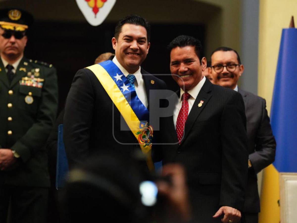 Personalidades captadas en el traspaso de mando de Juan Diego Zelaya