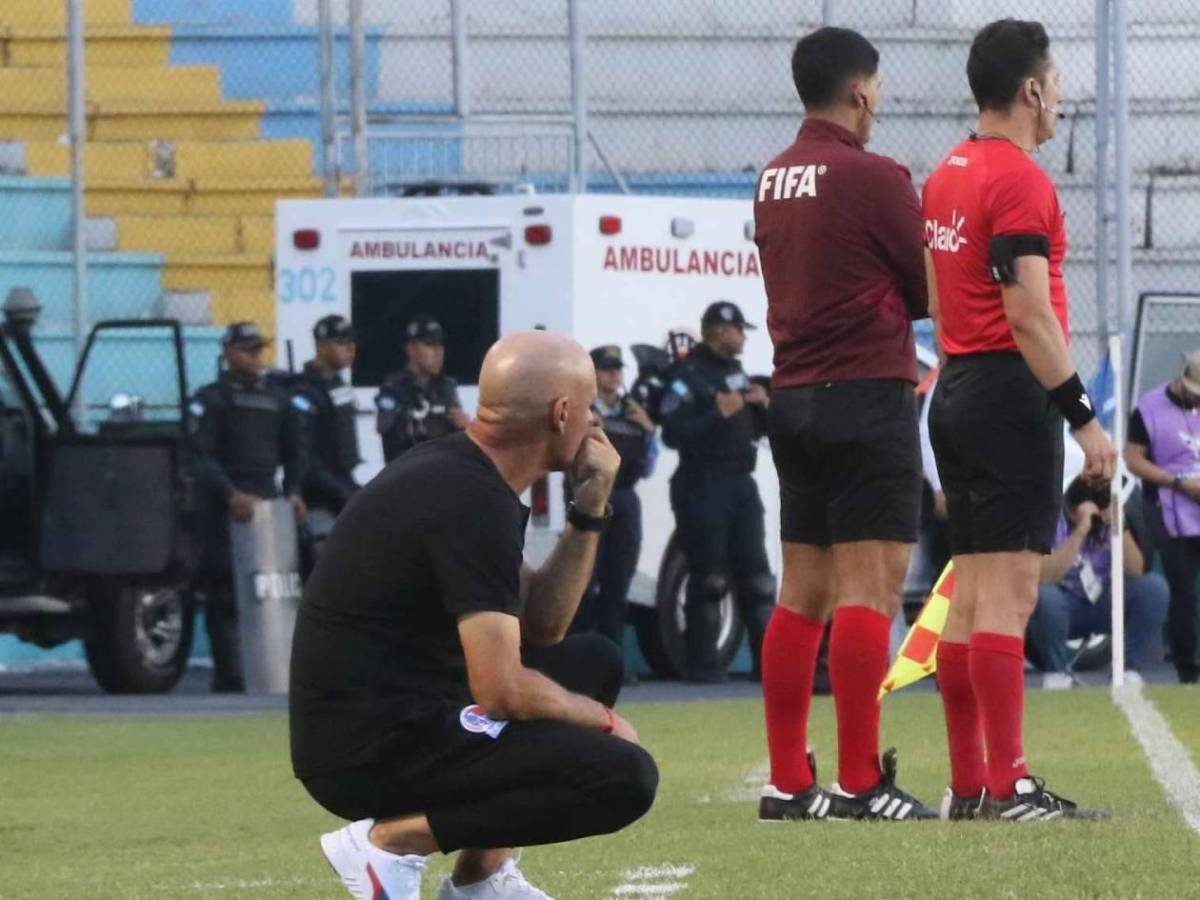 Pelea de Olimpia y Motagua, Auzmendi aturdido y olimpistas se rebelan