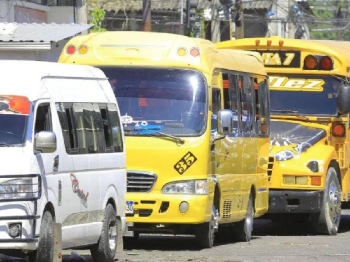 De 13 a 15 lempiras: transportistas suben el pasaje sin autorización oficial en SPS