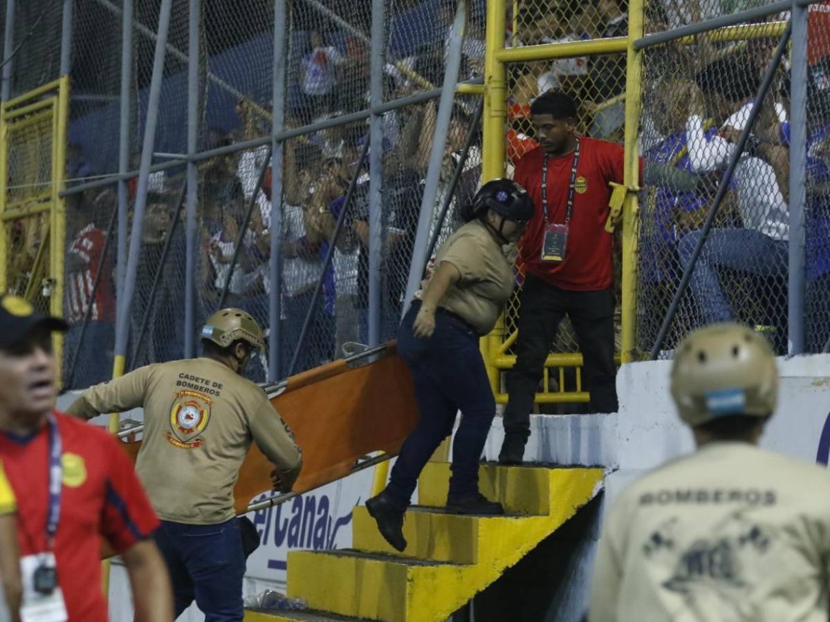 Real España celebra, Olimpia sufre y discusión de compañeros, culpable y desmayo